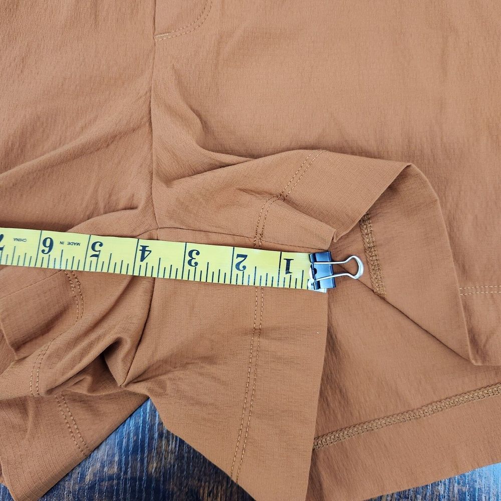 Athleta Womens 26 Orange Semi Fitted Lightweight Stretch Trekkie North Short NWT - Picture 11 of 12